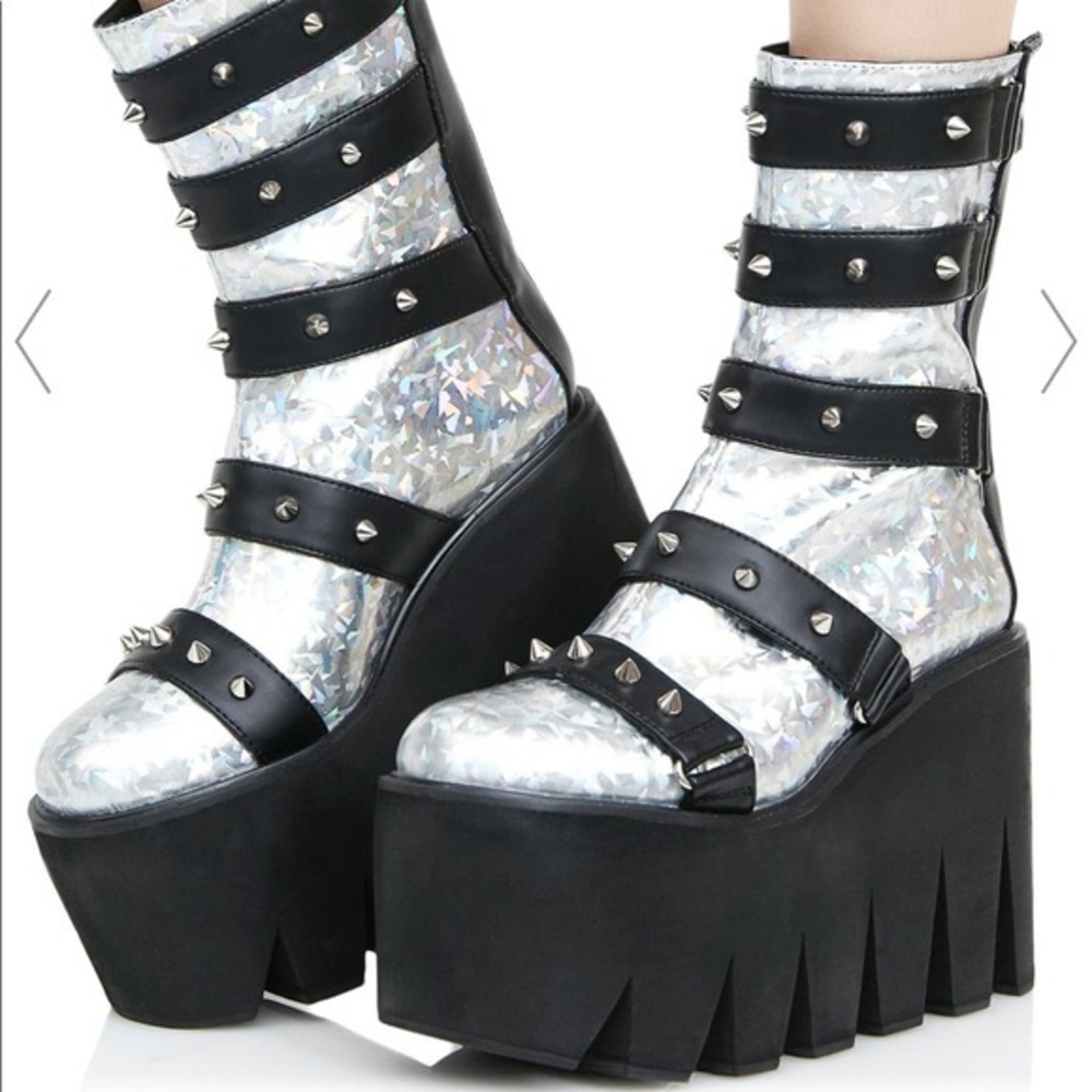 Current Mood Holographic Shatter platforms